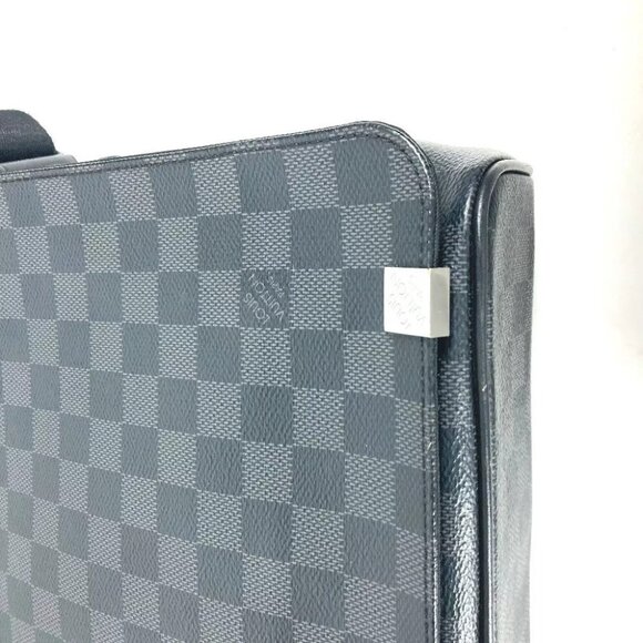 LOUIS VUITTON Damier Graphite District PM NM Crossbody Shoulder Bag - Picture 7 of 13